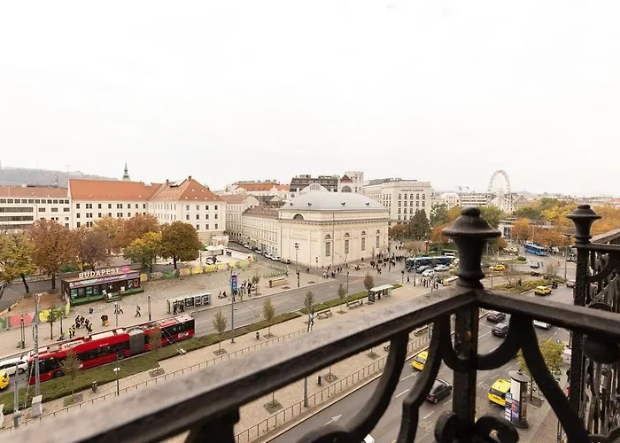Top City Center Apartment!