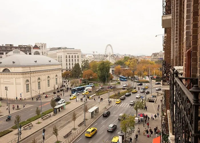 Top City Center Apartment!